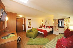 Wohnliches Zimmer für bis zu 3 Personen Geräumiges Zimmer für 2-3 Personen